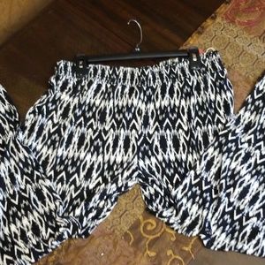 New Mossimo Aztec Pants